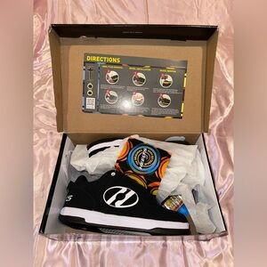 Brand new Heelys